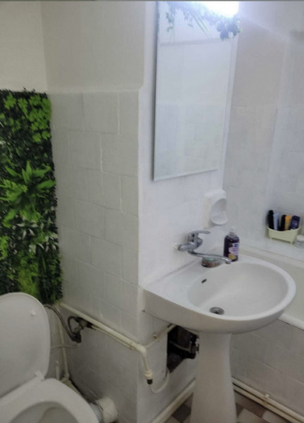 De vânzare apartament 3 camere –strada Eliberarii  Inel II, Constanța