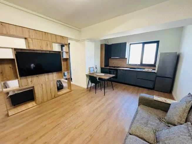 De închiriat – Studio cu răsărituri peste lac, Aviatorii Residence