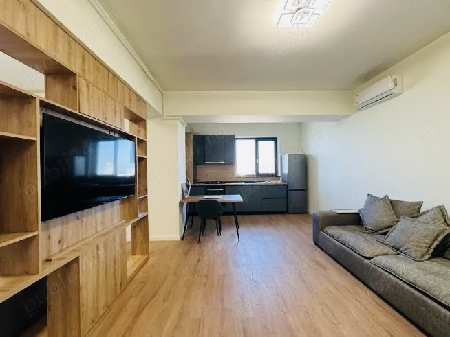De închiriat – Studio cu răsărituri peste lac, Aviatorii Residence