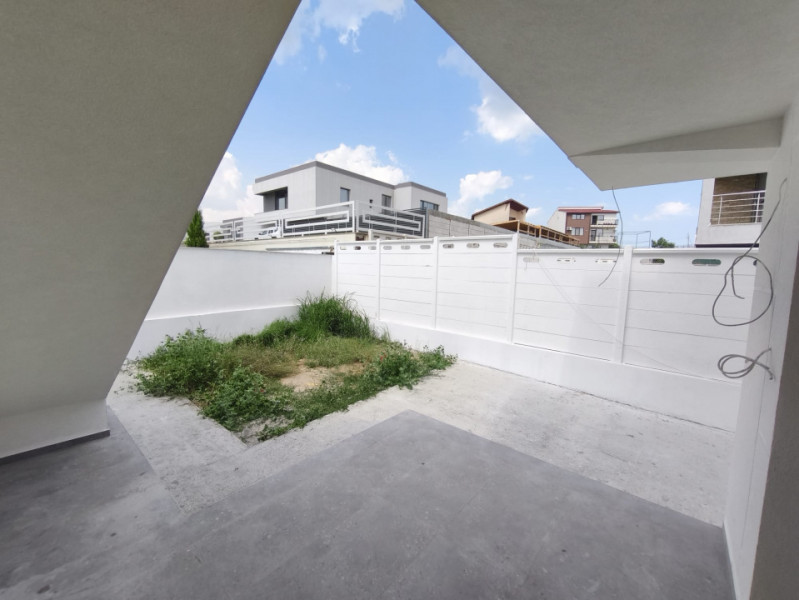 Vanzare Finalizată ! Vila moderna cu terasa circulabila superioara 