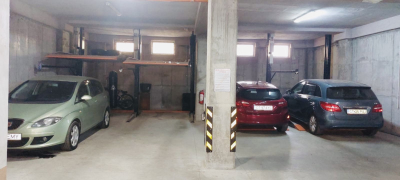 De închiriat – Apartament 3 camere, 102 mp, zona Capitol