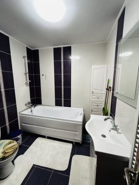De închiriat – Apartament 2 camere, bloc nou zona Campus Universitar 