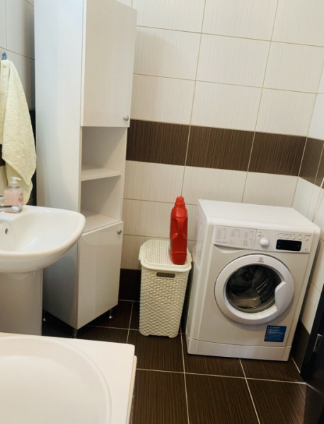 Apartament 2 camere + loc parcare – de închiriat în zona Baba Novac