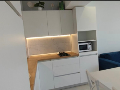 Inchiriere apartament modern Mamaia 