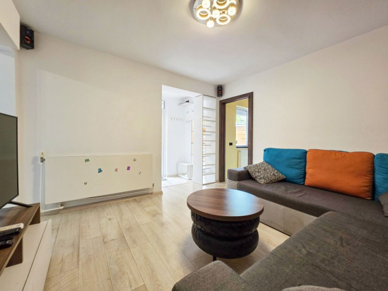 Faleză Nord - Casă mobilată si utilată modern, renovată complet la 350m de plajă