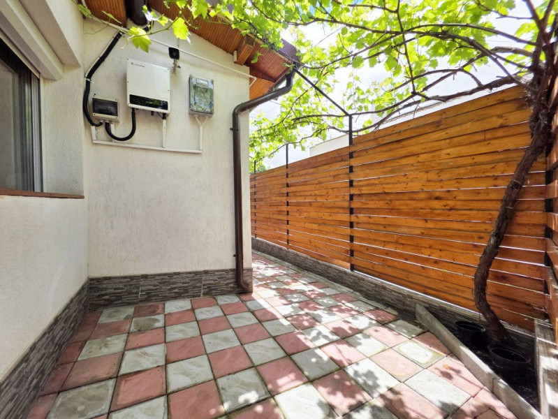Faleză Nord - Casă mobilată si utilată modern, renovată complet la 350m de plajă