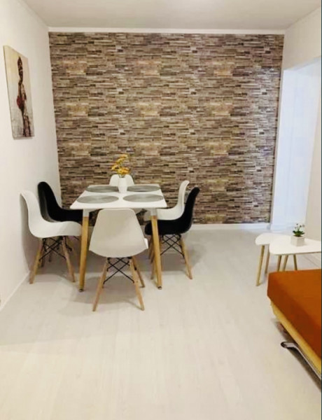 Închiriere Apartament 3 Camere – Tomis Nord (Zona Cireșica)