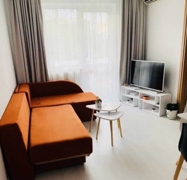 Închiriere Apartament 3 Camere – Tomis Nord (Zona Cireșica)