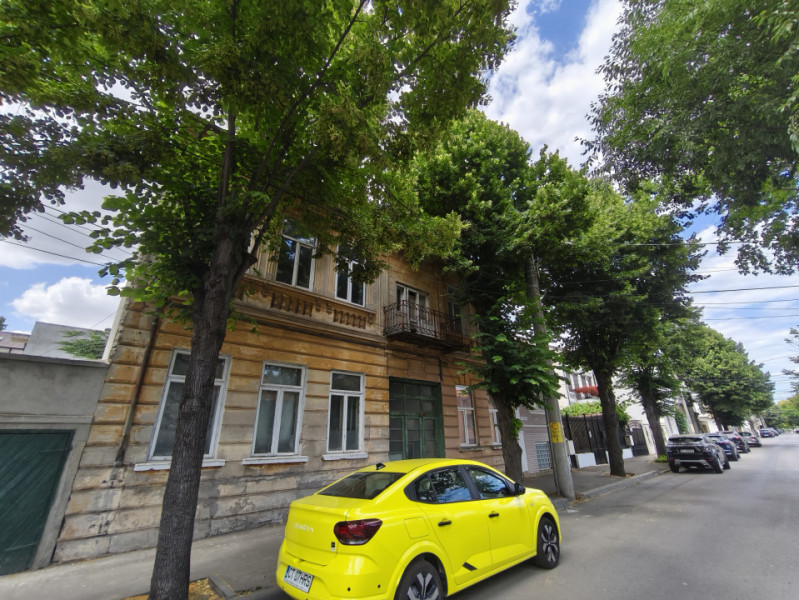 Exclusivitate Clădire S+P+1+Pod Locuibil Ultracentral