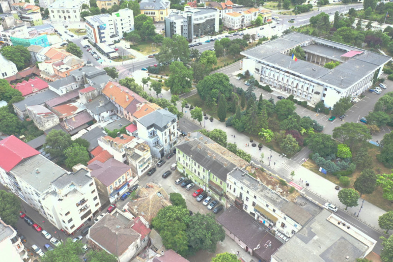 Exclusivitate Vânzare Clădire în Zona Plaja Modern