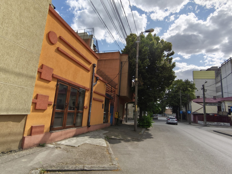Exclusivitate Vânzare Clădire cu 4 camere in Centru 