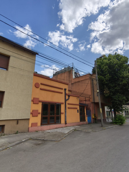 Exclusivitate Vânzare Clădire cu 4 camere in Centru 