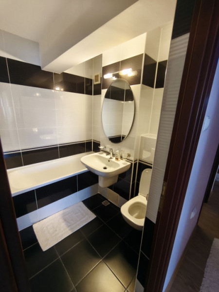 Apartament de închiriat Constanta cu vedere frontala la mare