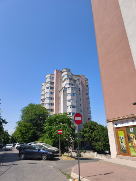 Apartament de închiriat Constanta cu vedere frontala la mare