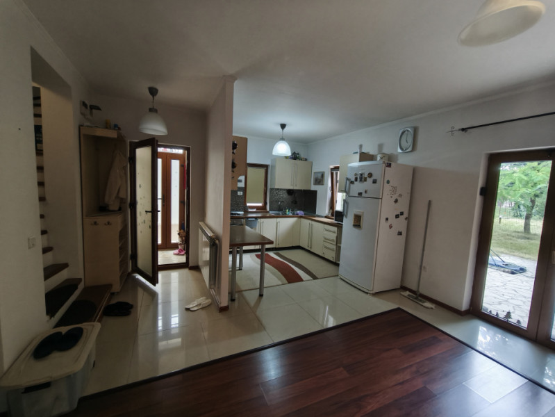 Exclusivitate Vânzare Vila P+M Ovidiu cu teren aferent 636 mp.