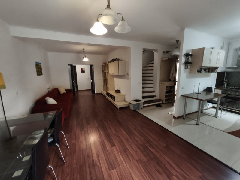 Exclusivitate Vânzare Vila P+M Ovidiu cu teren aferent 636 mp.