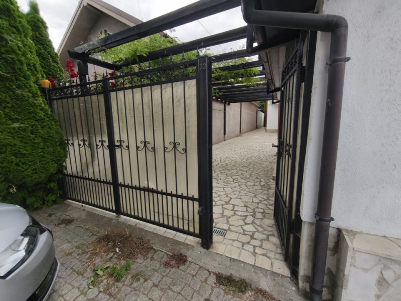 Exclusivitate Vânzare Vila P+M Ovidiu cu teren aferent 636 mp.