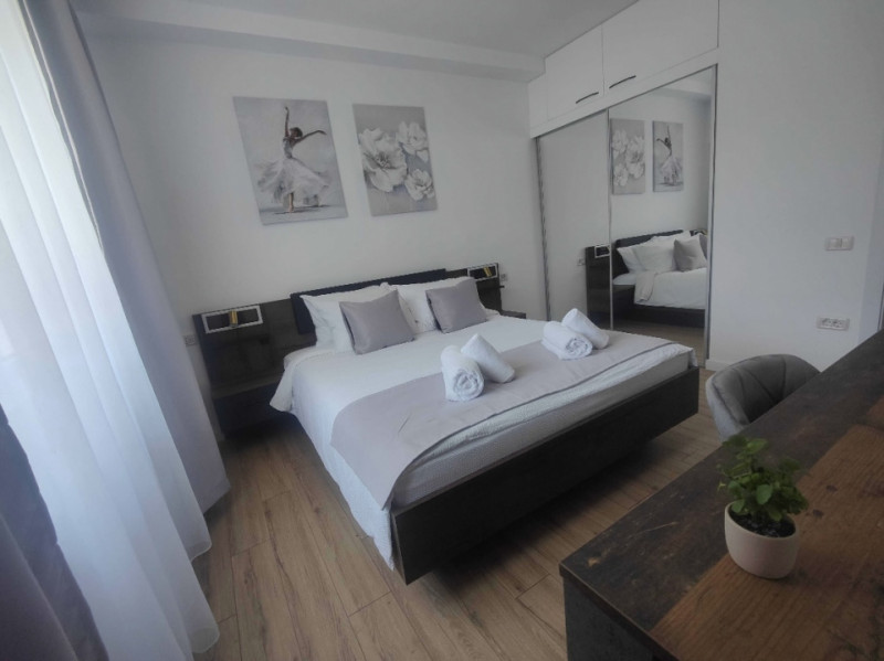 Închiriere apartament 3 camere an universitar  – Faleza Nord, Mamaia