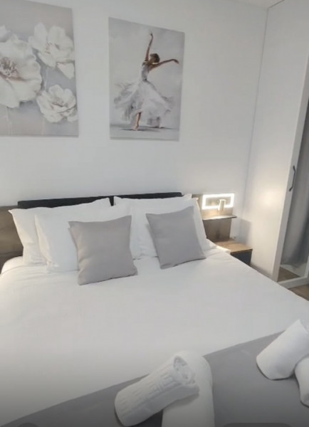Închiriere apartament 3 camere an universitar  – Faleza Nord, Mamaia