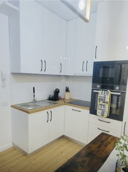 Închiriere apartament 3 camere an universitar  – Faleza Nord, Mamaia
