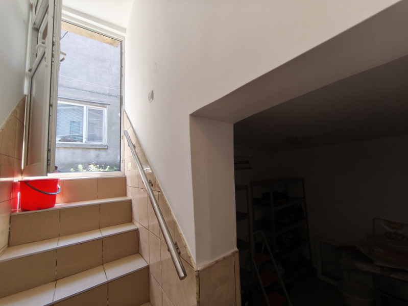 Exclusivitate Vanzare Clădire S+P+1 Faleza Nord cu teren 338 mp.