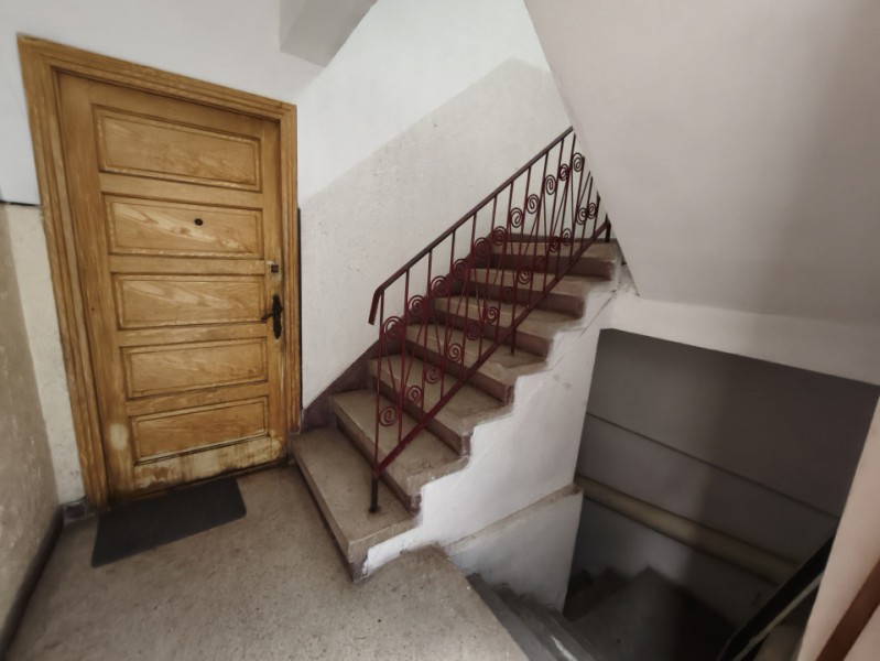 Exclusivitate Vanzare Clădire S+P+1 Faleza Nord cu teren 338 mp.