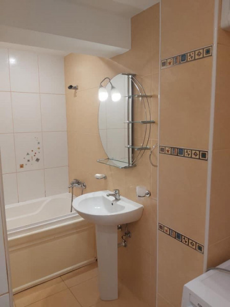 Închiriere apartament 3 camere – Vedere frontală la mare – Faleză Nord