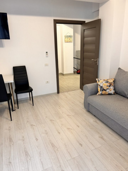 Inchiriere apartament Mamaia  zona Rex vedere lac 
