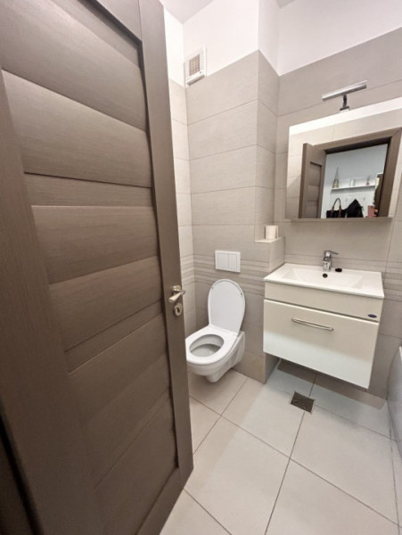 Inchiriere apartament Mamaia  zona Rex vedere lac 