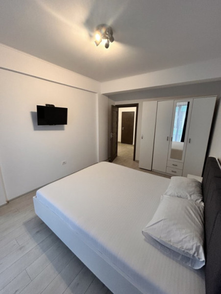 Inchiriere apartament Mamaia  zona Rex vedere lac 
