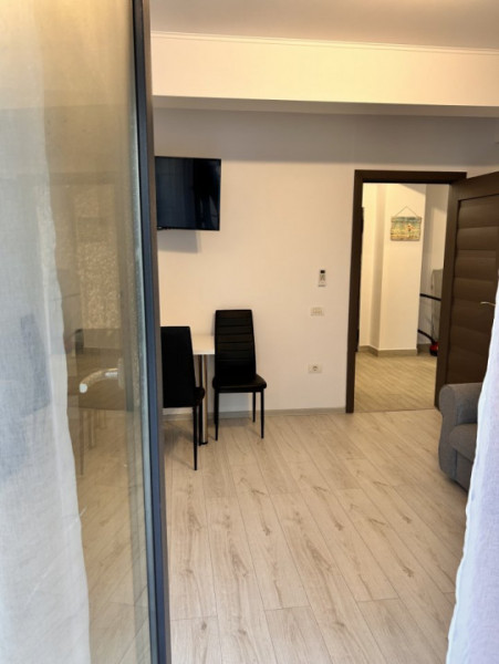 Inchiriere apartament Mamaia  zona Rex vedere lac 