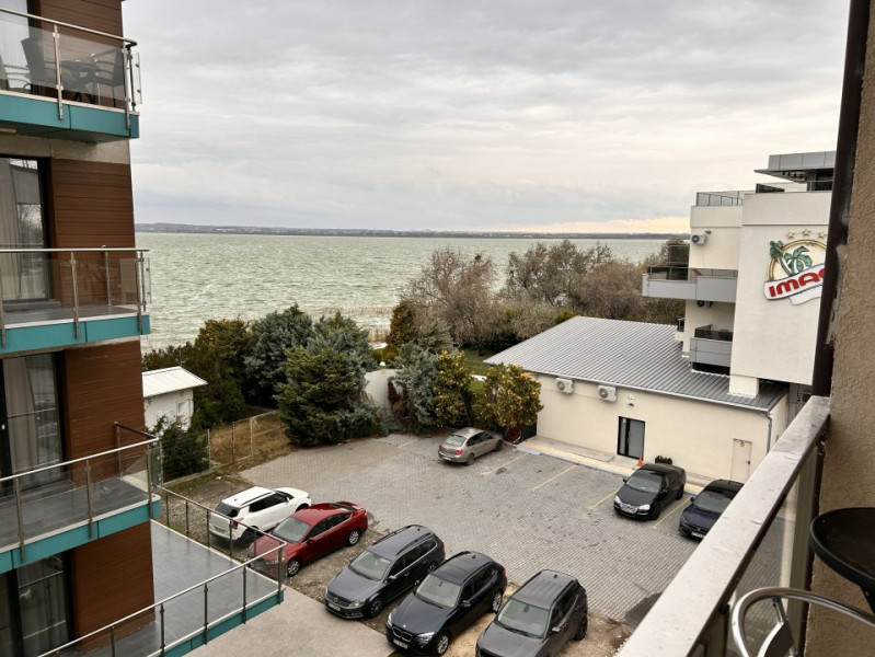 Inchiriere apartament Mamaia  zona Rex vedere lac 
