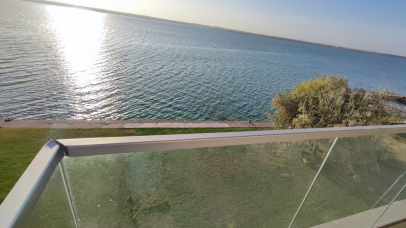 Vanzare Apartament Bulevardul Mamaia vedere lac parcare proprie 