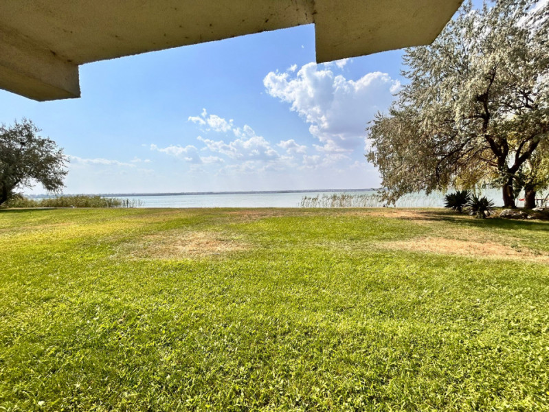 Vanzare Apartament Bulevardul Mamaia vedere lac parcare proprie 