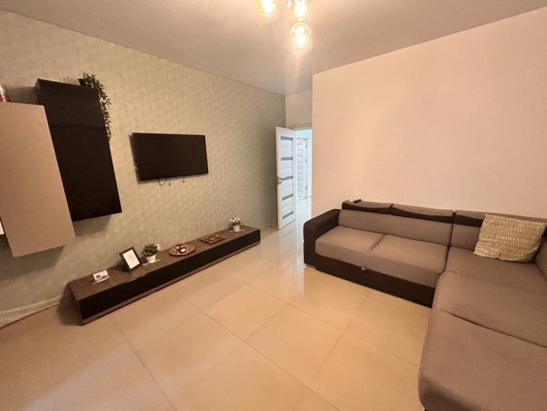 Inchiriere apartament Miraj Residence Mamaia 2 camere extrasezon