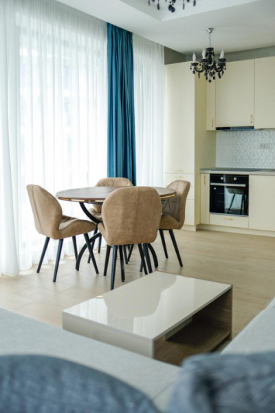  🏡 Închiriere apartament 2 camere – Lake On Mamaia, vedere lac