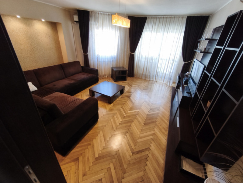 Inchiriere Apartament spatios Faleza Nord termen lung 