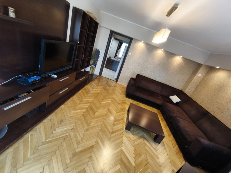 Inchiriere Apartament spatios Faleza Nord termen lung 