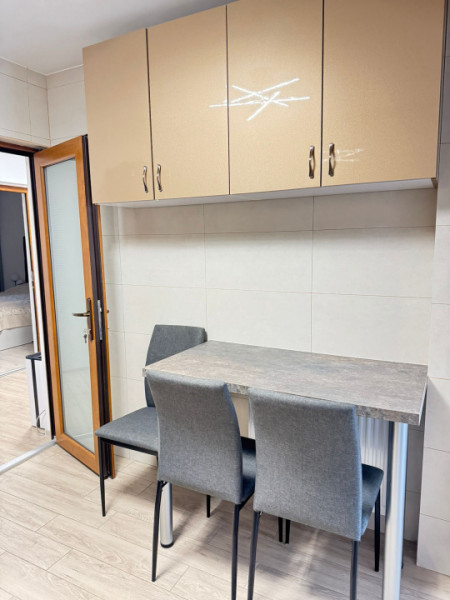 Apartament 2 camere în Faleză Nord – curte interioară și parcare