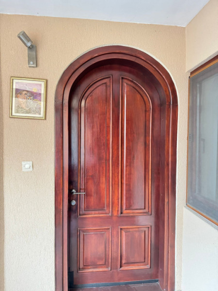 Apartament 2 camere în Faleză Nord – curte interioară și parcare