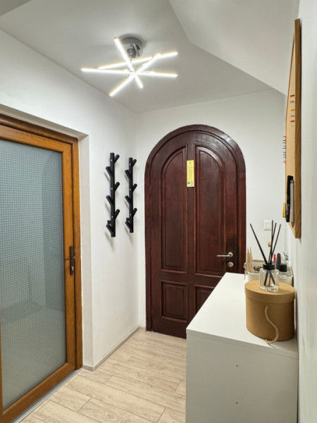 Apartament 2 camere în Faleză Nord – curte interioară și parcare