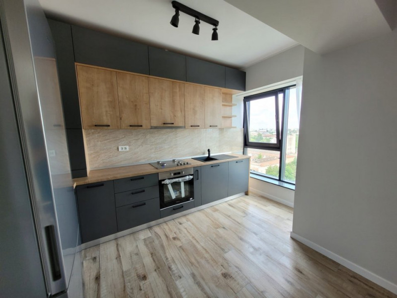 Inchiriere Apartament deosebit Constanta cu 2 parcari proprii 