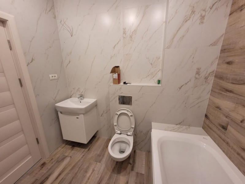 Inchiriere Apartament deosebit Constanta cu 2 parcari proprii 
