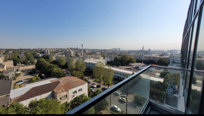 Inchiriere Apartament deosebit Constanta cu 2 parcari proprii 