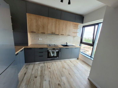 Inchiriere Apartament deosebit Constanta cu 2 parcari proprii 