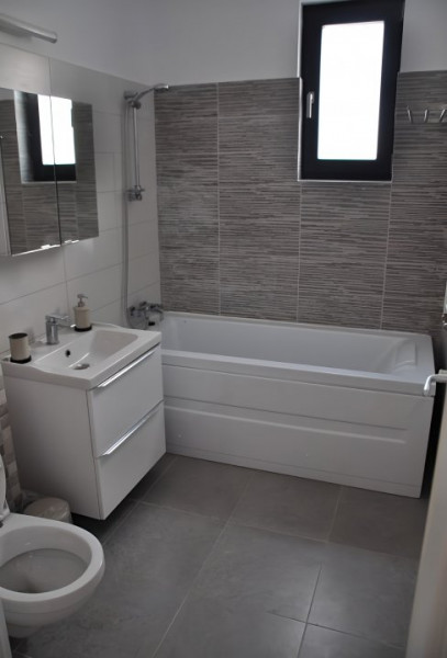 Apartament de închiriat pe malul marii Mamaia Nord 