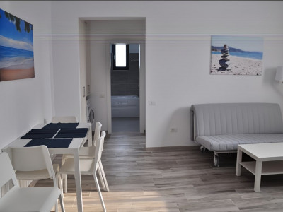Apartament de închiriat pe malul marii Mamaia Nord 