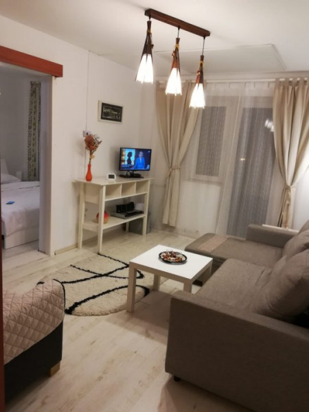 Apartament impecabil intrare Stațiunea Mamaia valabil extrasezon