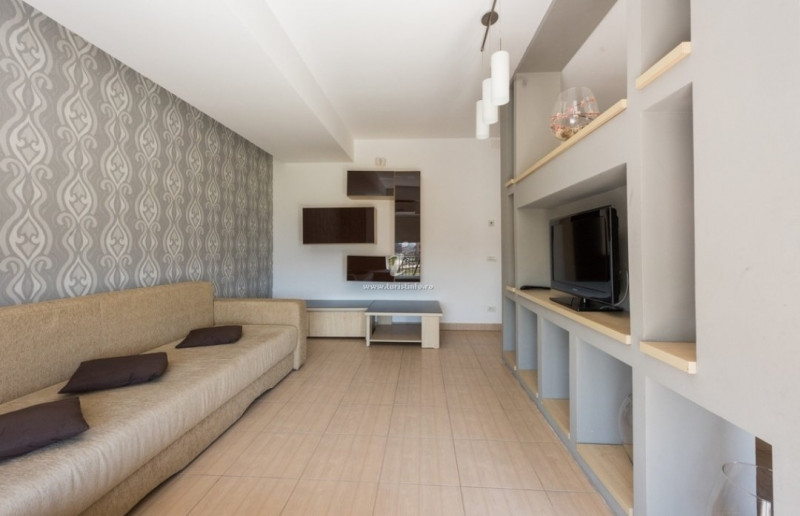Inchiriere Apartament cu 2 camere spațios pe malul marii