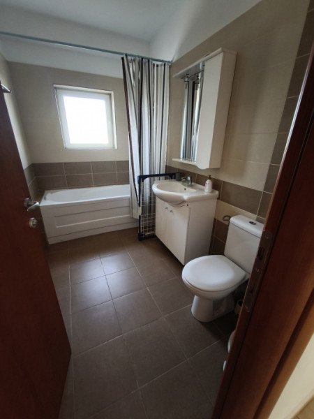 Inchiriere Apartament cu 2 camere spațios pe malul marii